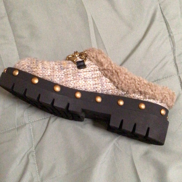 Circus by Sam Edelman Neutral Loafer with Gold Accent NBIB - Picture 4 of 8